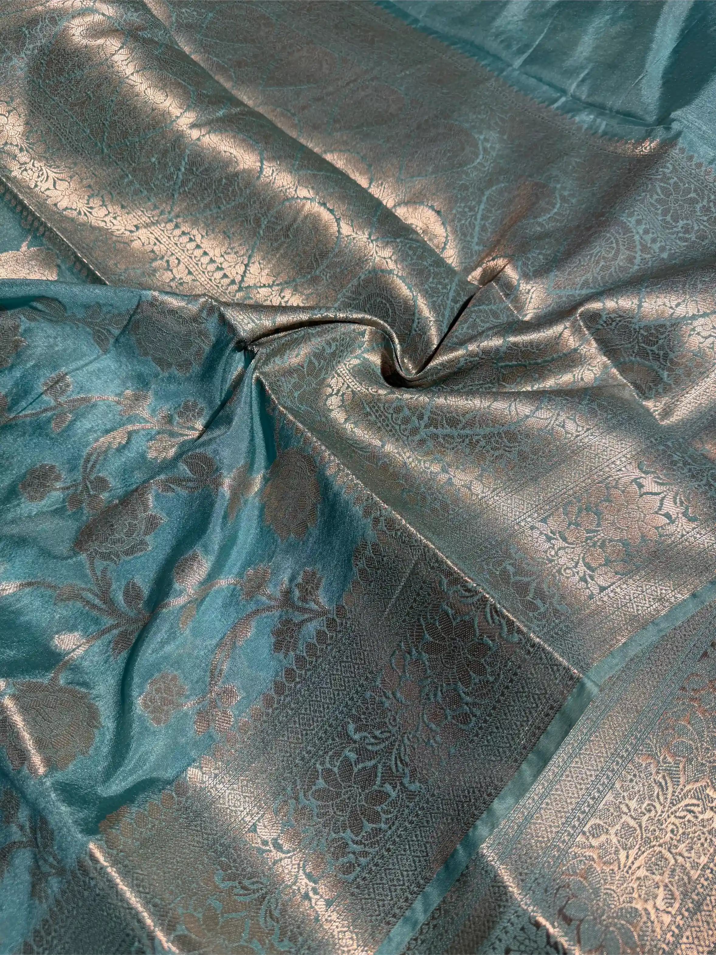 Sea Green Chinia Silk Floral Jaal Weave Banarasi Saree - Image 2