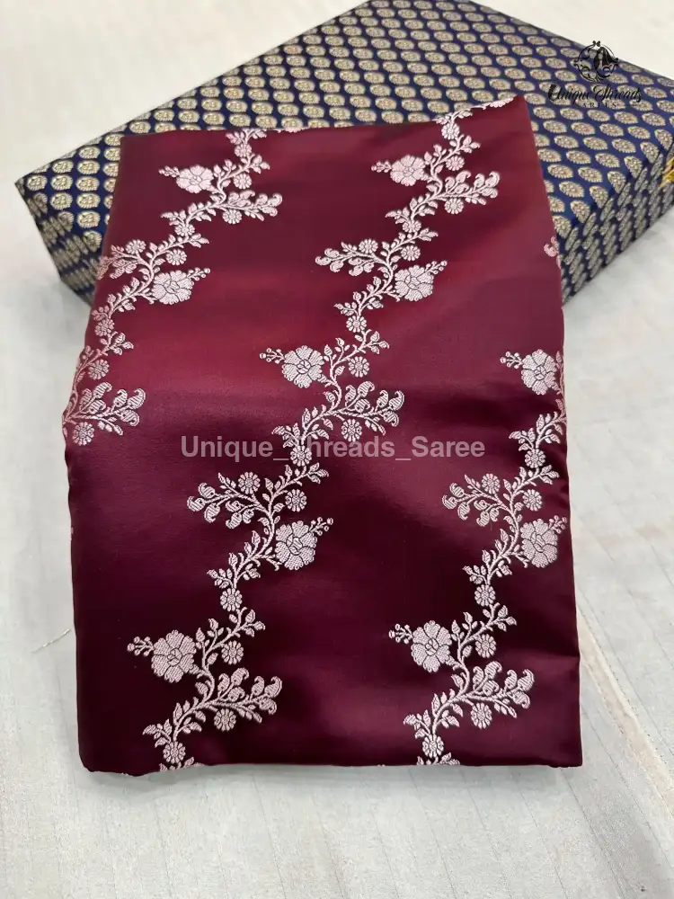 Wine Mashru Katan Silk Leheriya Weave Banarasi Saree - Image 4