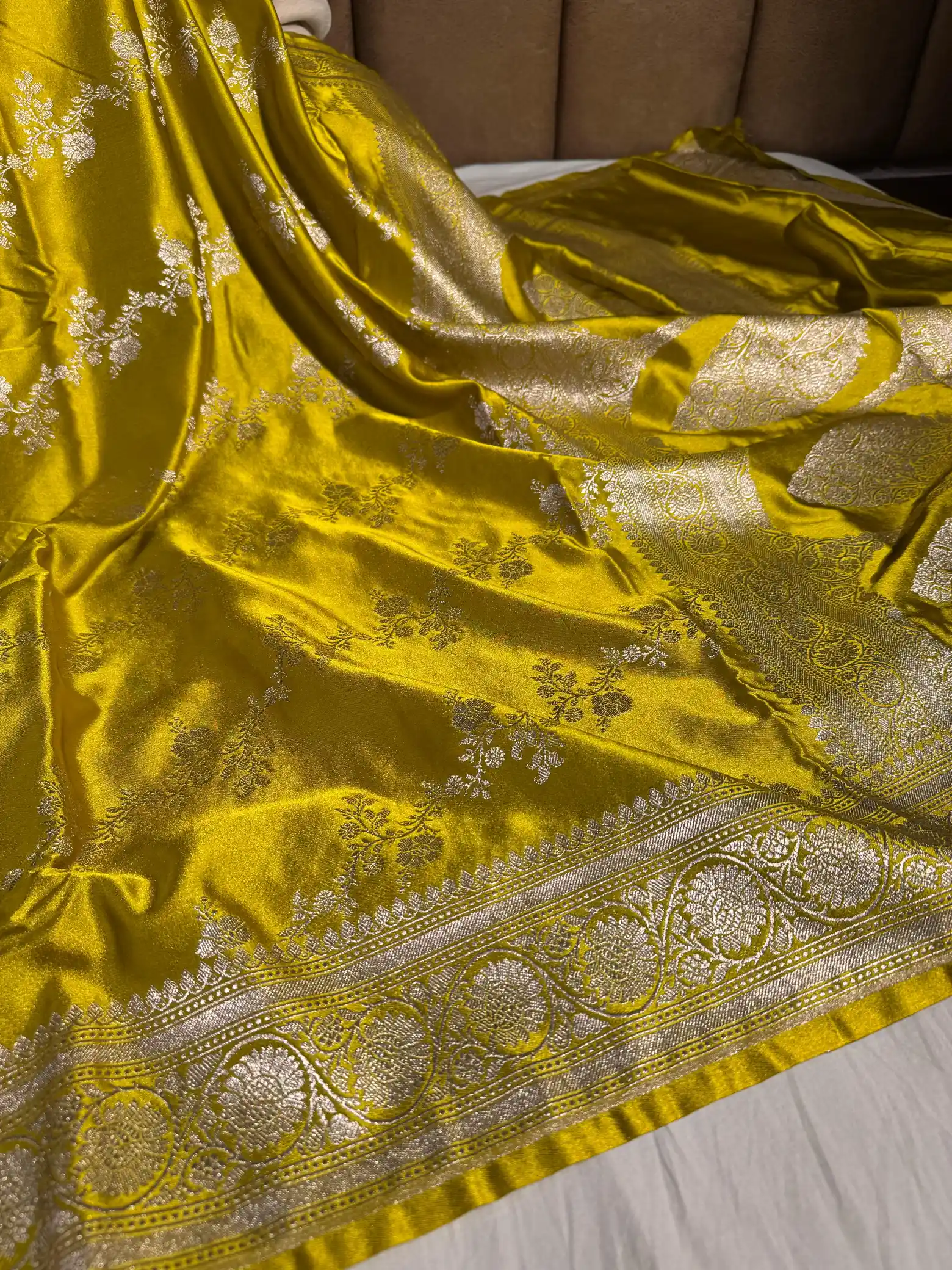 Yellow Mashru Katan Silk Banarasi Saree with Rich Pallu and Blouse - Image 3